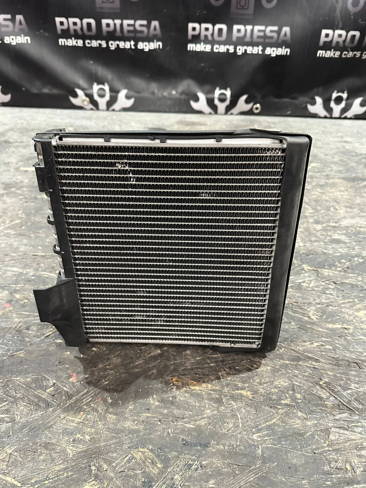 Radiator clima Volkswagen Golf V