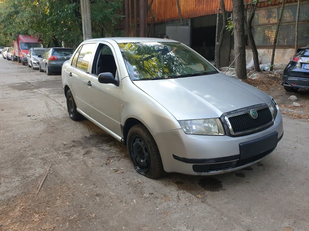 Aripa dreapta fata Skoda Fabia I - imagine 1