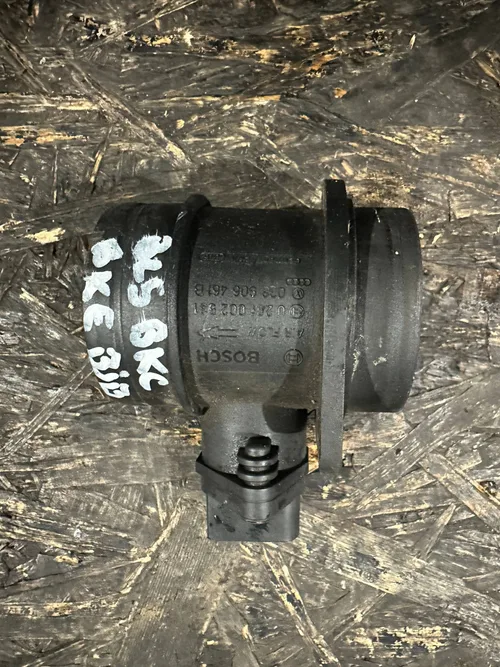 Debitmetru aer Volkswagen Golf V BKC 038906461B