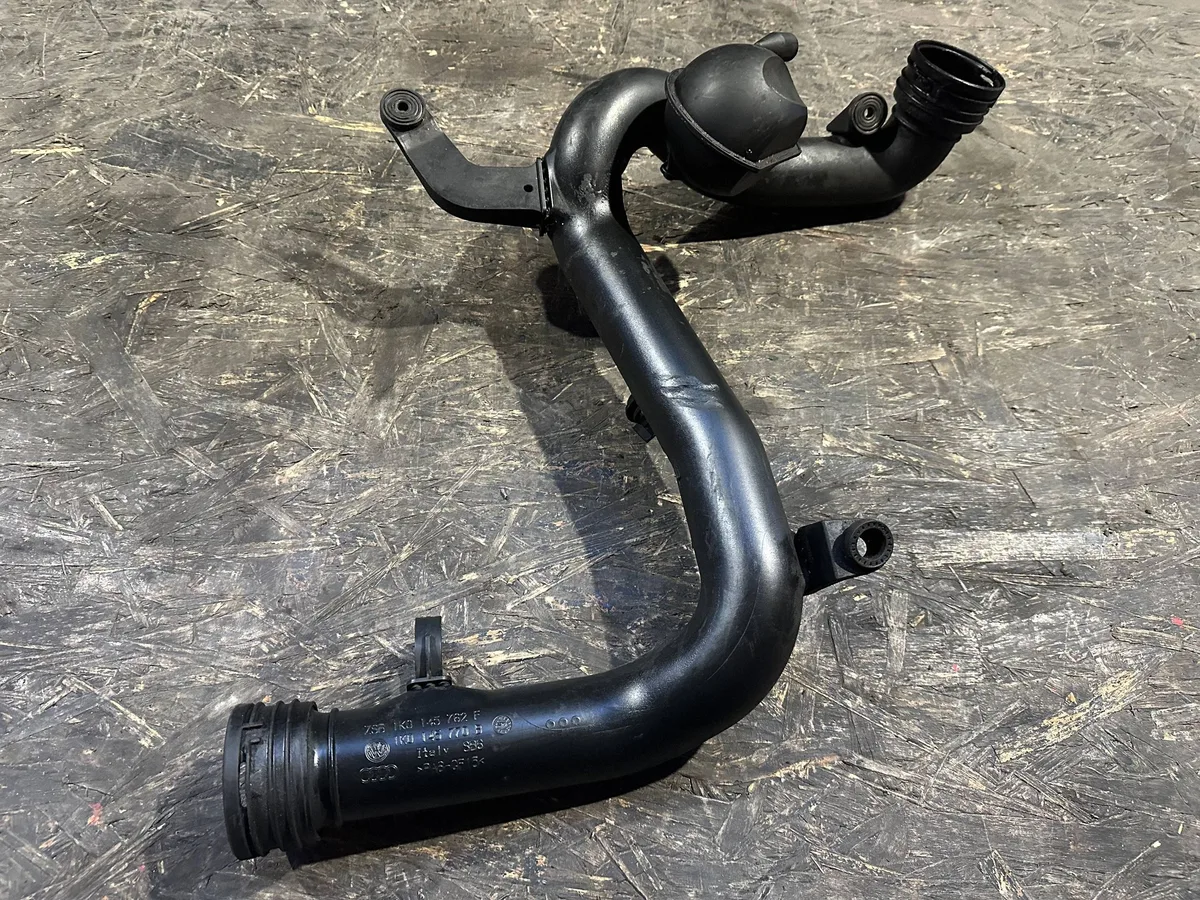 Furtun Admisie Volkswagen Golf V 1K0129510AS