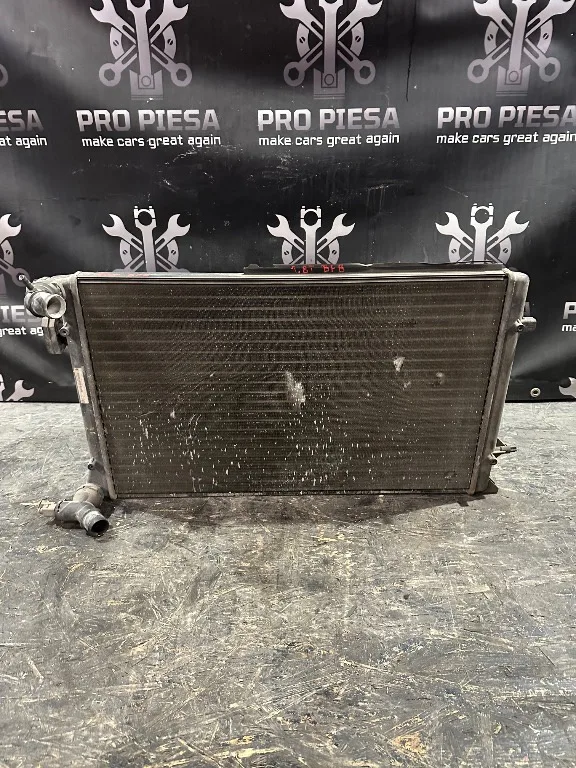 Radiator apa 1.6 FSI Volkswagen VW Passat B6, VW Golf 5 - imagine 1