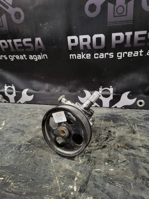 Pompa servodirectie hidraulica Opel Insignia A