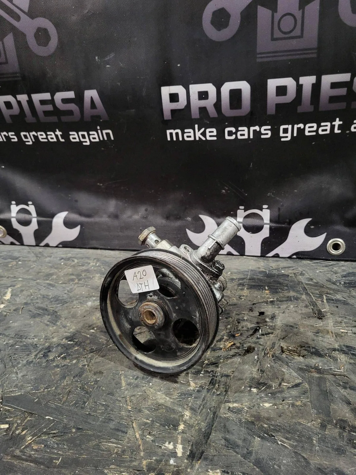 Pompa servodirectie hidraulica Opel Insignia A