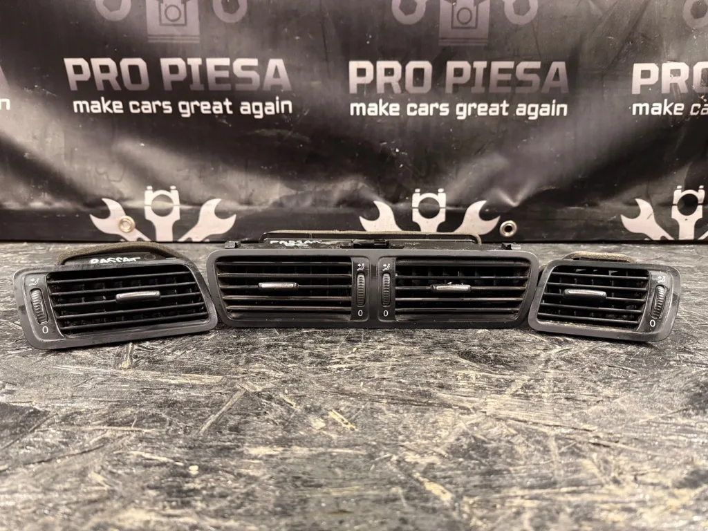 Gura aerisire bord laterala (Stanga/dreapta) Volkswagen VW Passat B6 - imagine 1