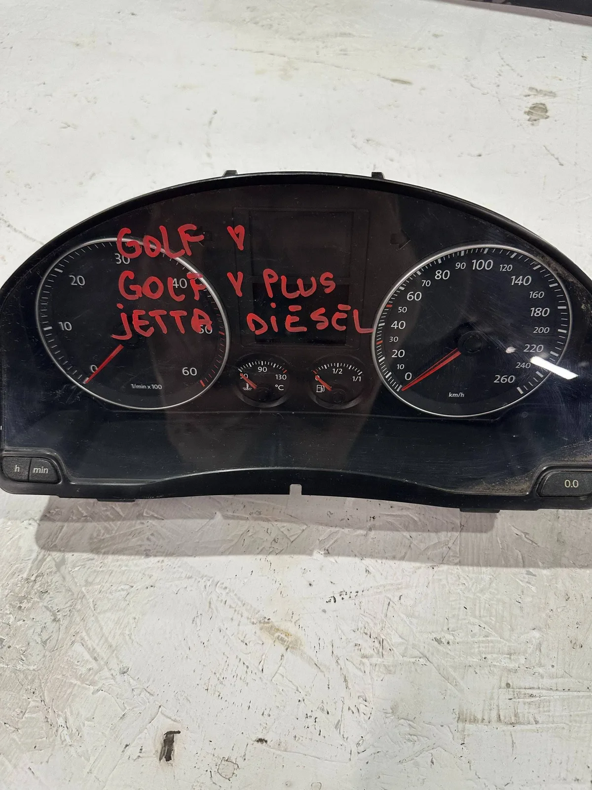 Ceasuri bord Volkswagen Golf V 1K0920863B