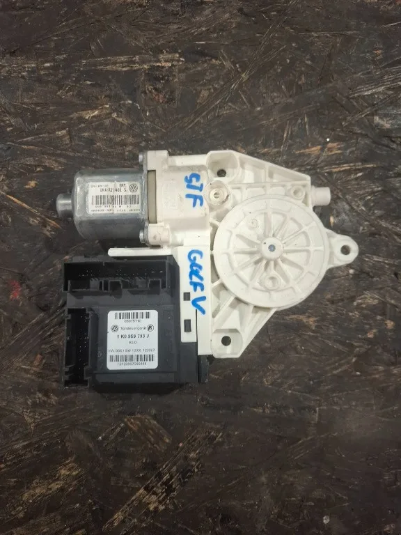 Motoras cu modul 1K0959793J VW Golf 5 Plus, VW Golf 5 - imagine 1