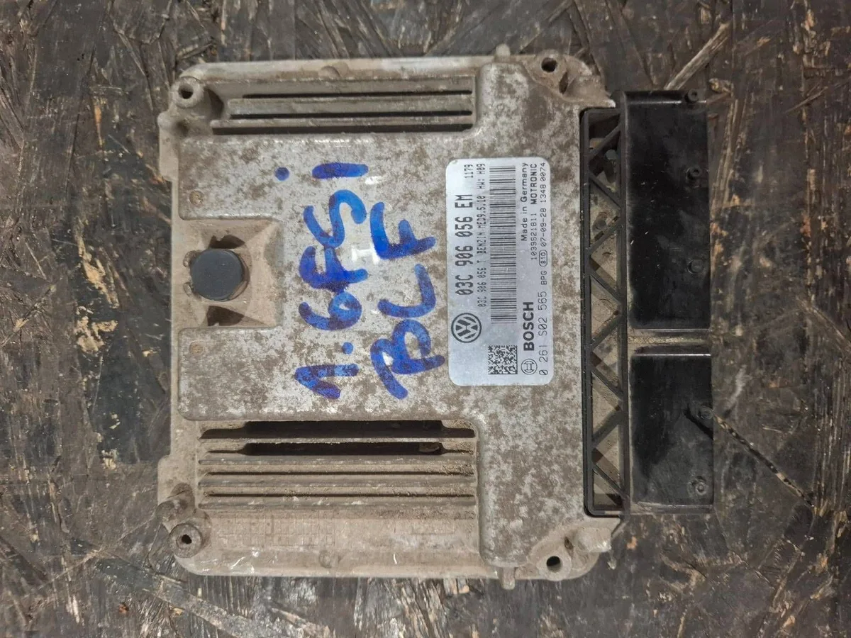 Calculator motor Volkswagen Golf V BLF 03C906056EM