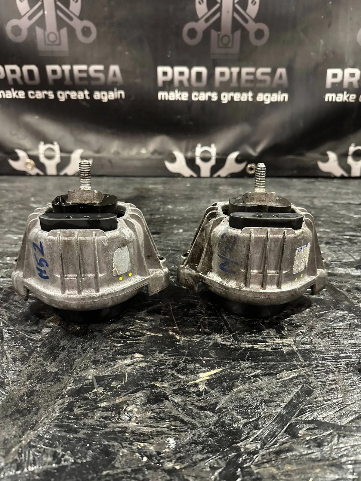 Suport motor BMW Seria 3 3 E90 E91 N52B25 22116769185