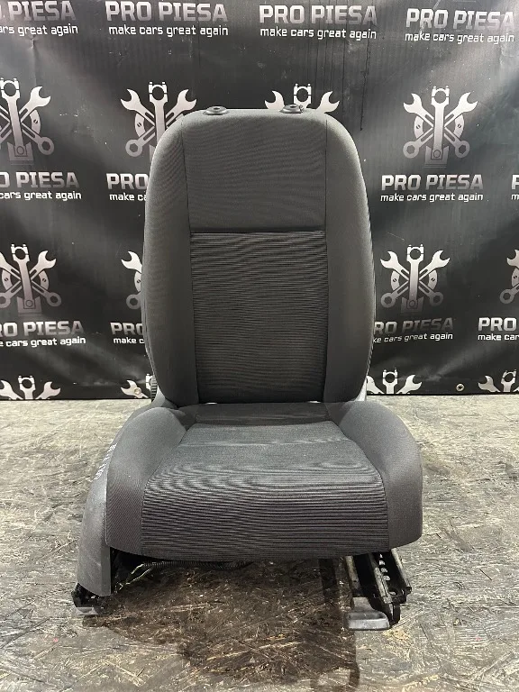 Scaun pasager stanga Volkswagen VW Golf 5 Plus, VW Golf 5 - imagine 1