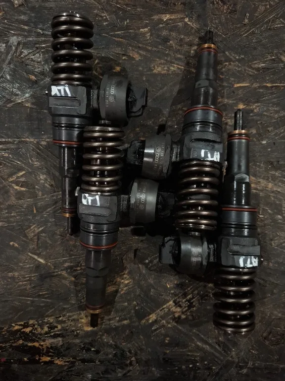 Set injectoare 1.9 tdi ATJ/AJM 115CP 038130073AJ VW Passat B5 - imagine 1