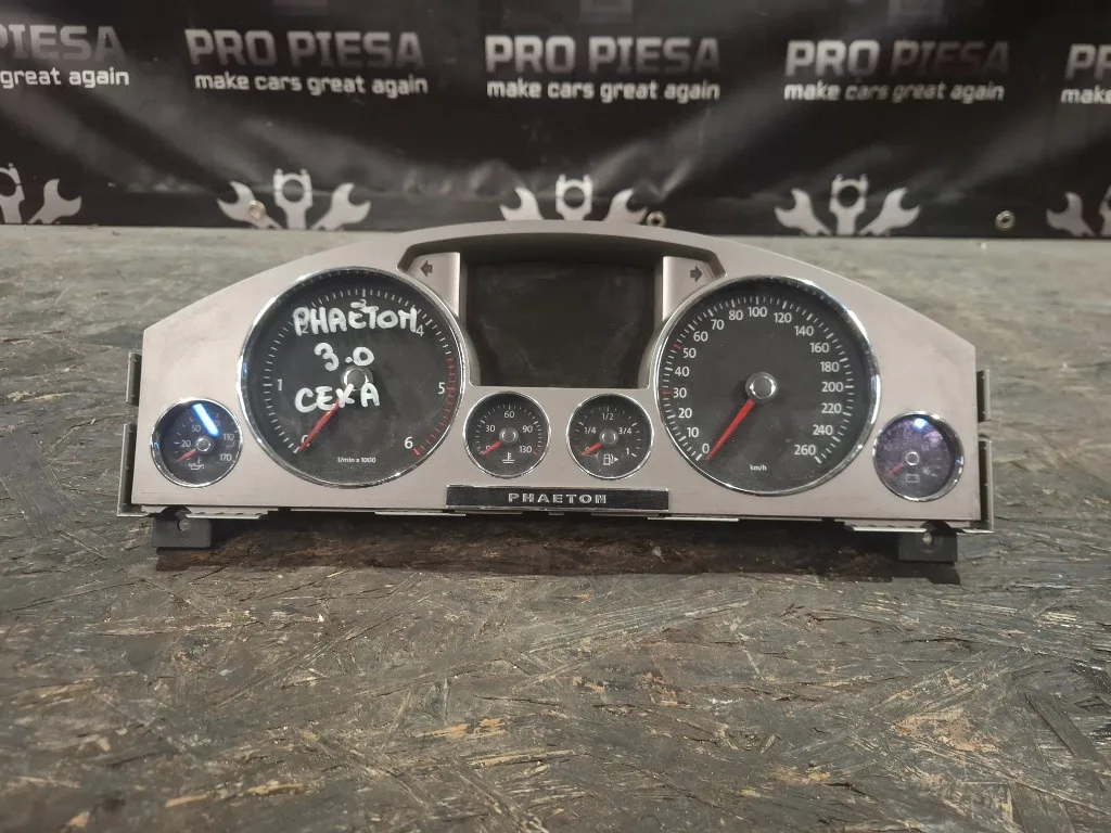 Ceasuri bord Volkswagen VW Phaeton - imagine 1