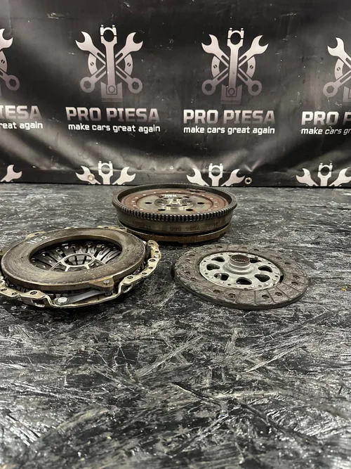 Kit ambreiaj BMW Seria 3 3 E90 E91 N52B25