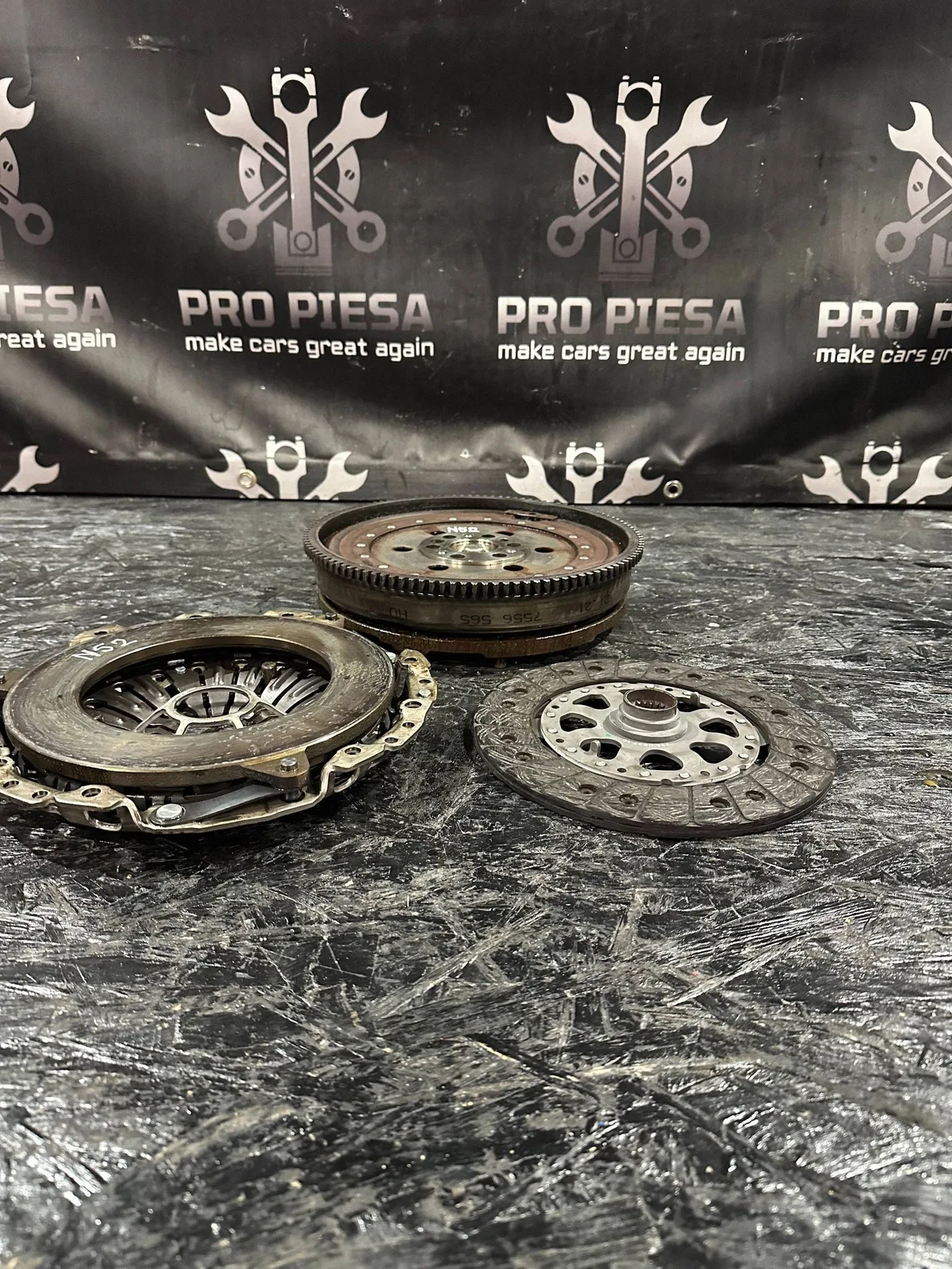 Kit ambreiaj BMW Seria 3 3 E90 E91 N52B25