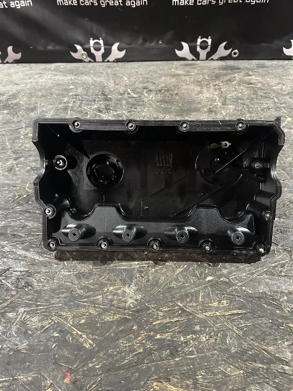 Capac culbutori 1.9 tdi BKC BXE BJB 038103469 VW Passat B6, VW Golf 5 Plus, VW Golf 5 - imagine 2