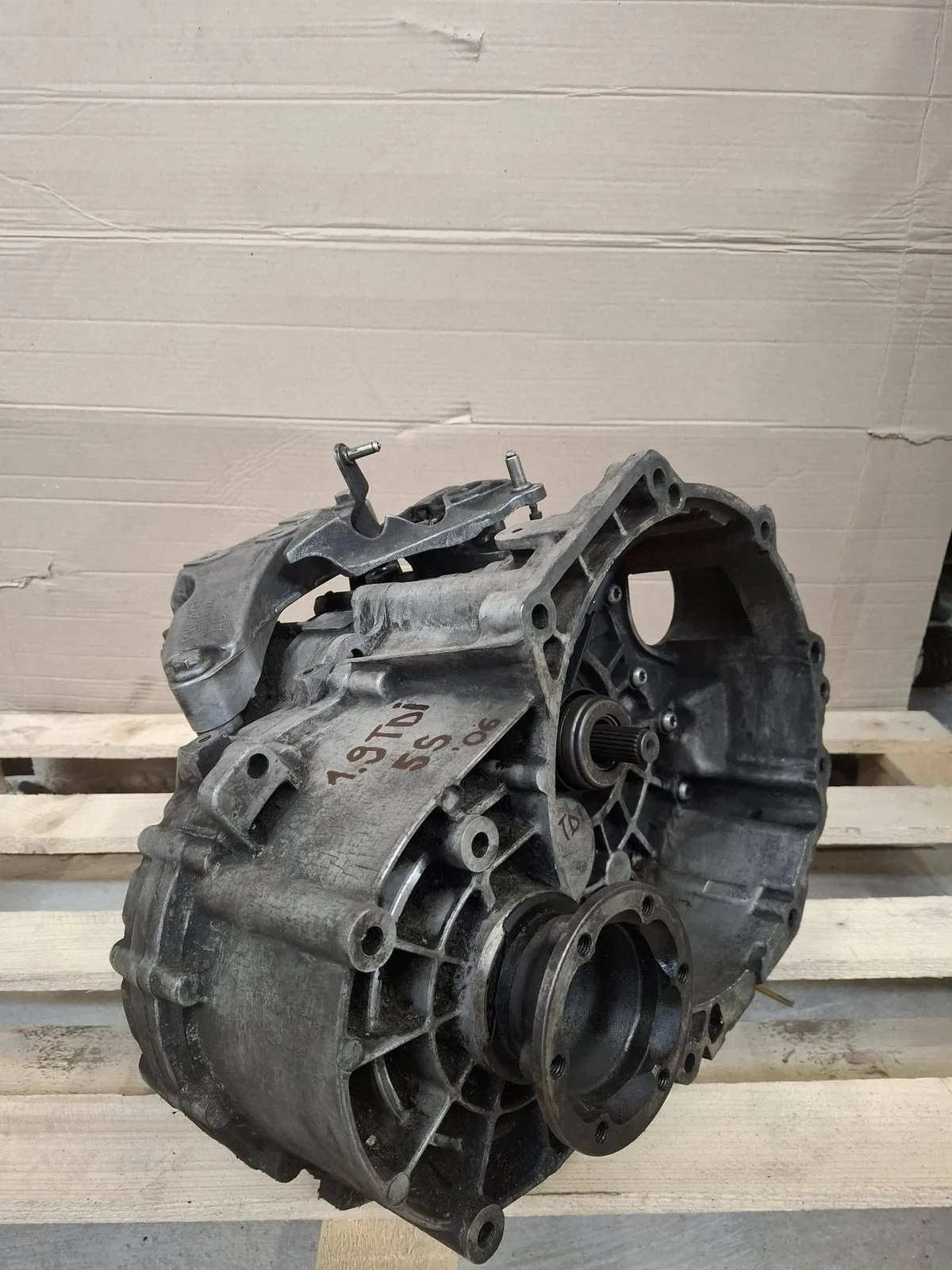 Cutie de viteza manuala Volkswagen PASSAT B6 BMP JLU