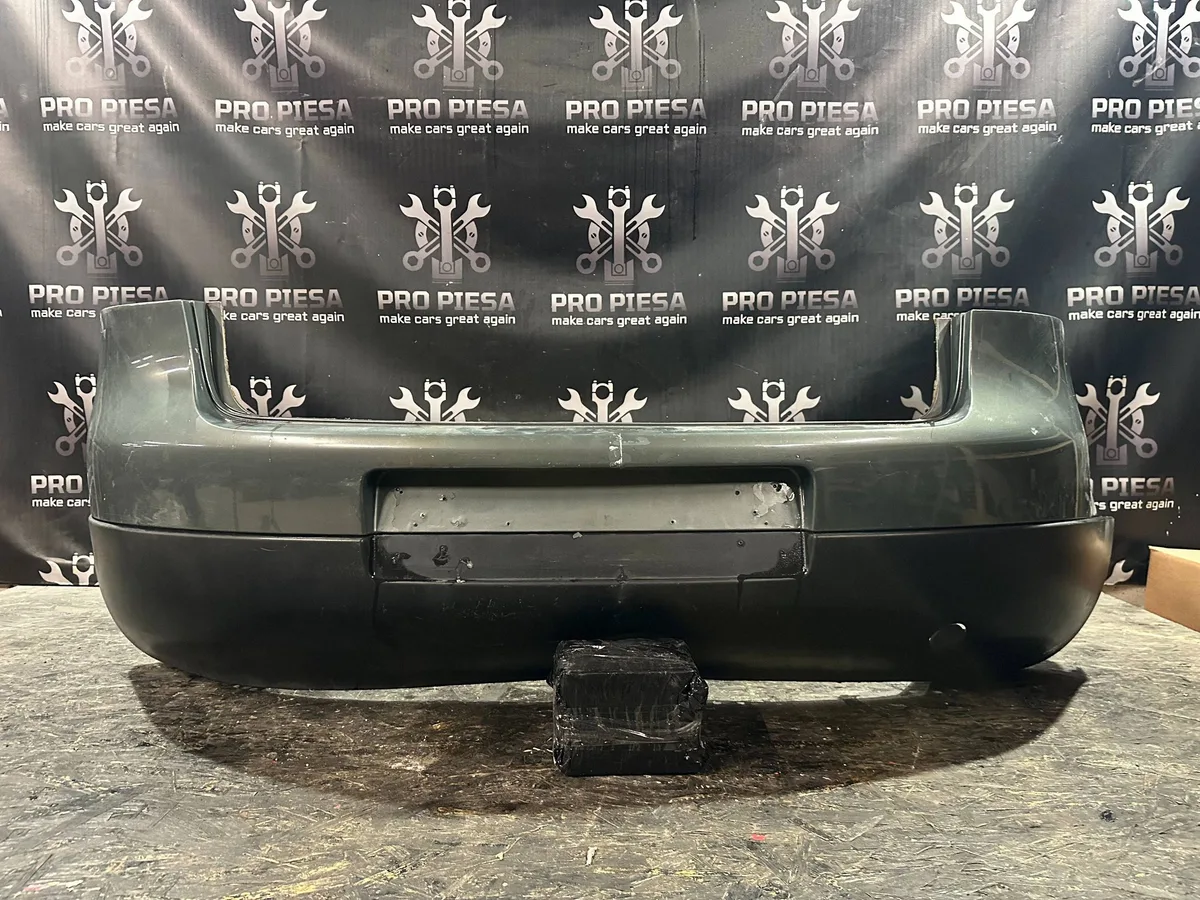 Bara spate Volkswagen Golf V