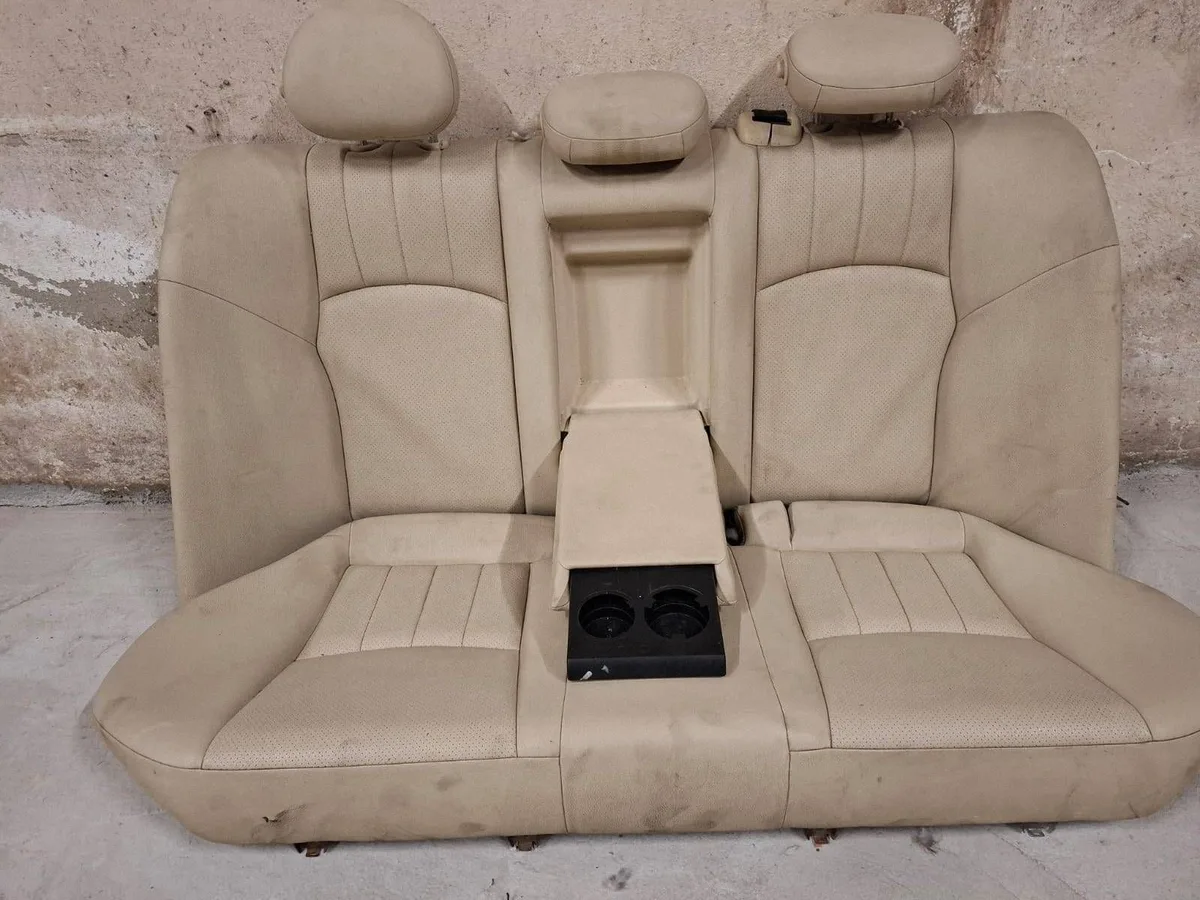 Canapele Mercedes C-Class C W203