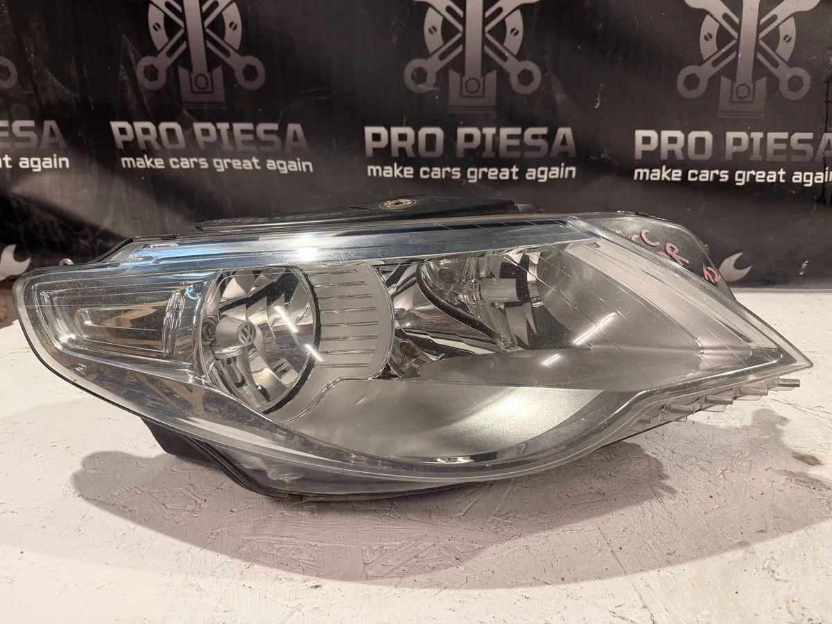 Far Volkswagen PASSAT CC 3C8941006D