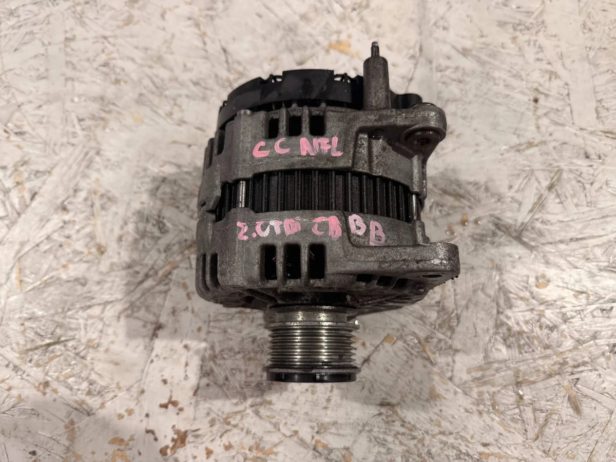 Alternator Volkswagen PASSAT CC CBBB 03L903023E
