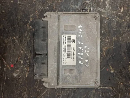 Calculator motor Volkswagen Golf V BLF 03E906033A