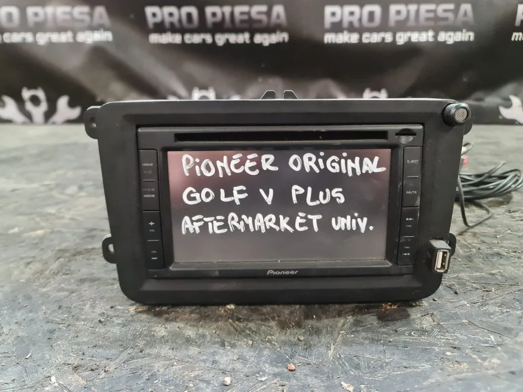 Navigatie Pioneer dedicata VW Golf 5 Plus, VW Golf 5 - imagine 1