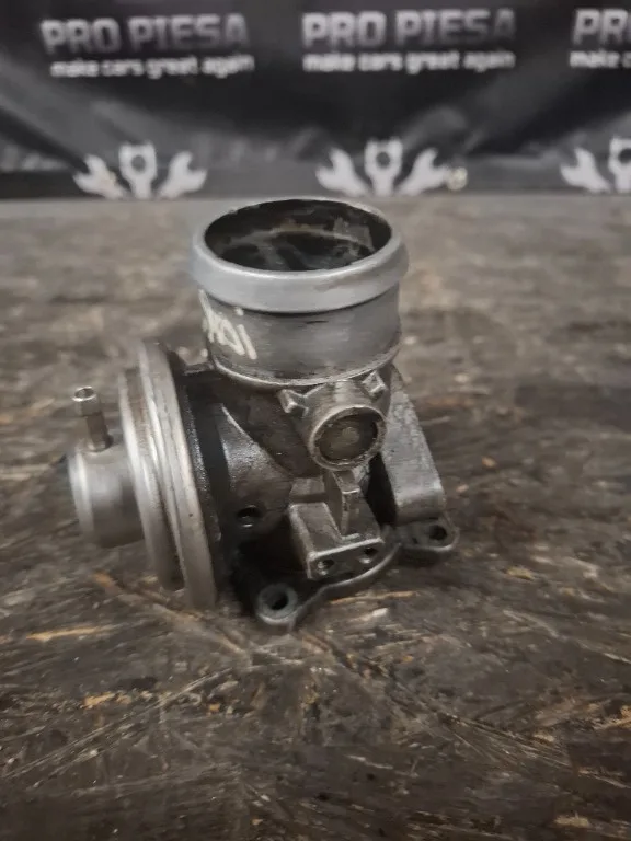 Clapeta acceleratie 1.9 tdi ATJ AJM VW Passat B5 - imagine 2