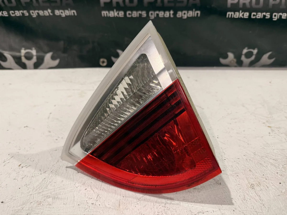 Stop / Lampa spate BMW Seria 3 3 E90 E91 63217160064