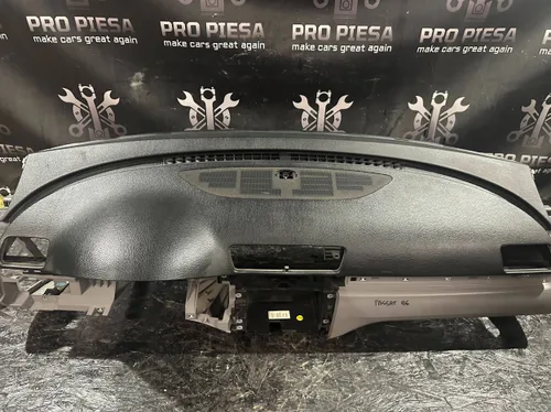 Plansa bord Volkswagen Passat B6