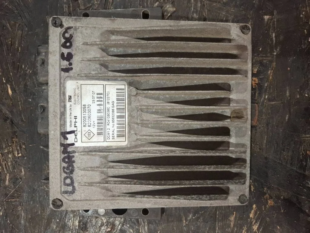 Calculator motor Renault Megane II F9Q 8200513058