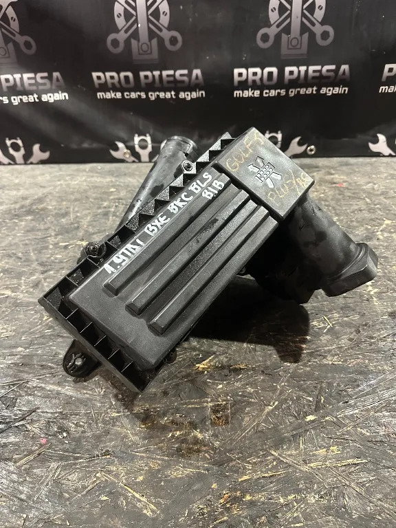 Carcasa filtru aer Airbox 1.9 tdi BKC BXE BJB BLS . VW Passat B6, VW Golf 5 Plus, VW Golf 5 - imagine 1