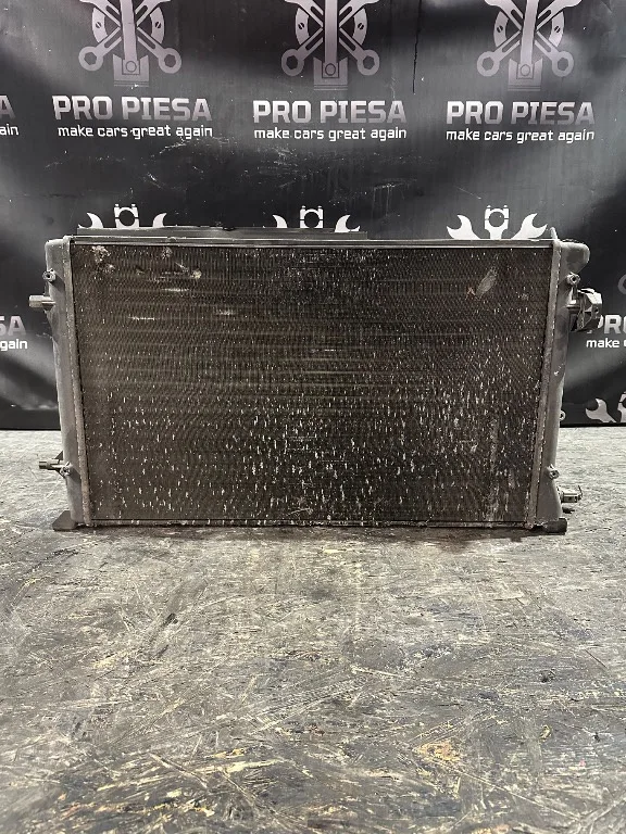 Radiator apa 1.6 FSI Volkswagen VW Passat B6, VW Golf 5 - imagine 3