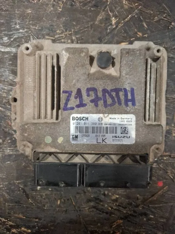 Calculator motor Opel Insignia A A20DTH 0281011380