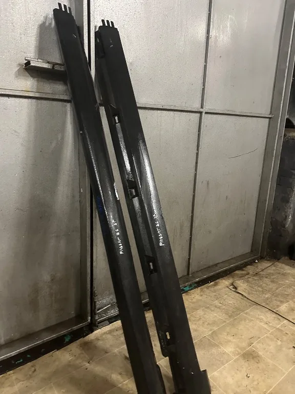 Set praguri stanga + dreapta Volkswagen VW Passat B6 - imagine 2