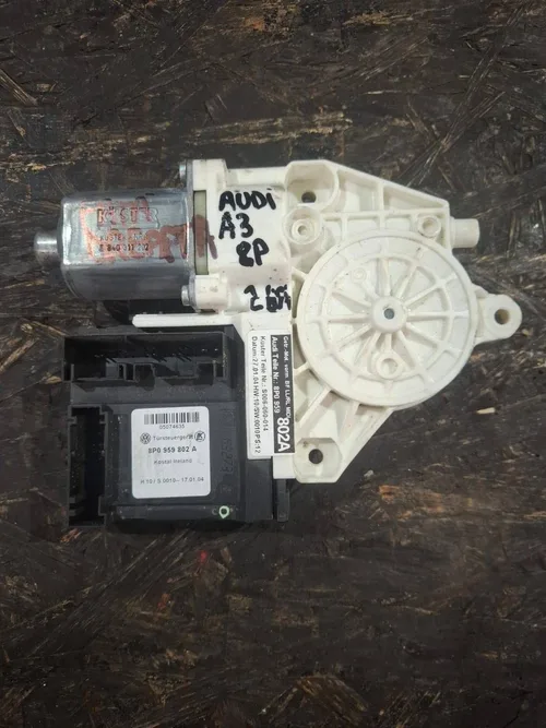 Usa Audi A3 S3 8P 8P0959802A