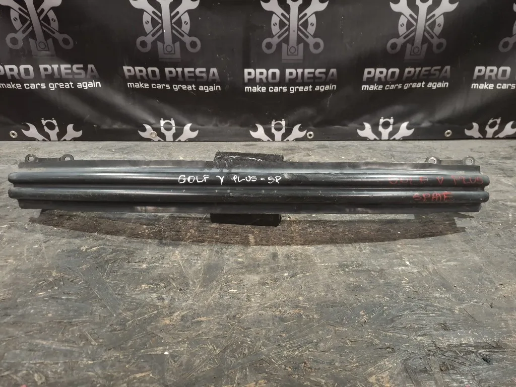 Armatura bara spate VW Golf 5 Plus, VW Golf 5 - imagine 1