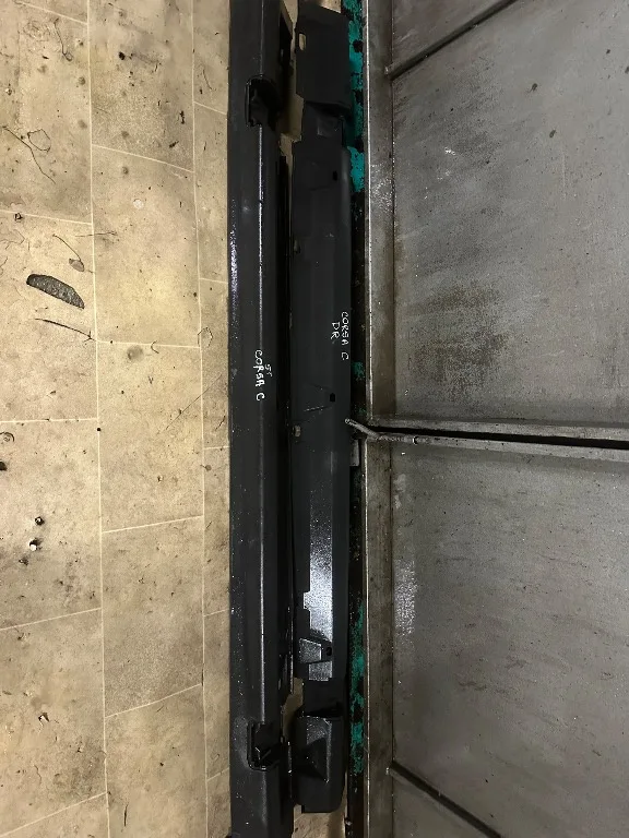 Prag stanga sau dreapta Opel Corsa C - imagine 1