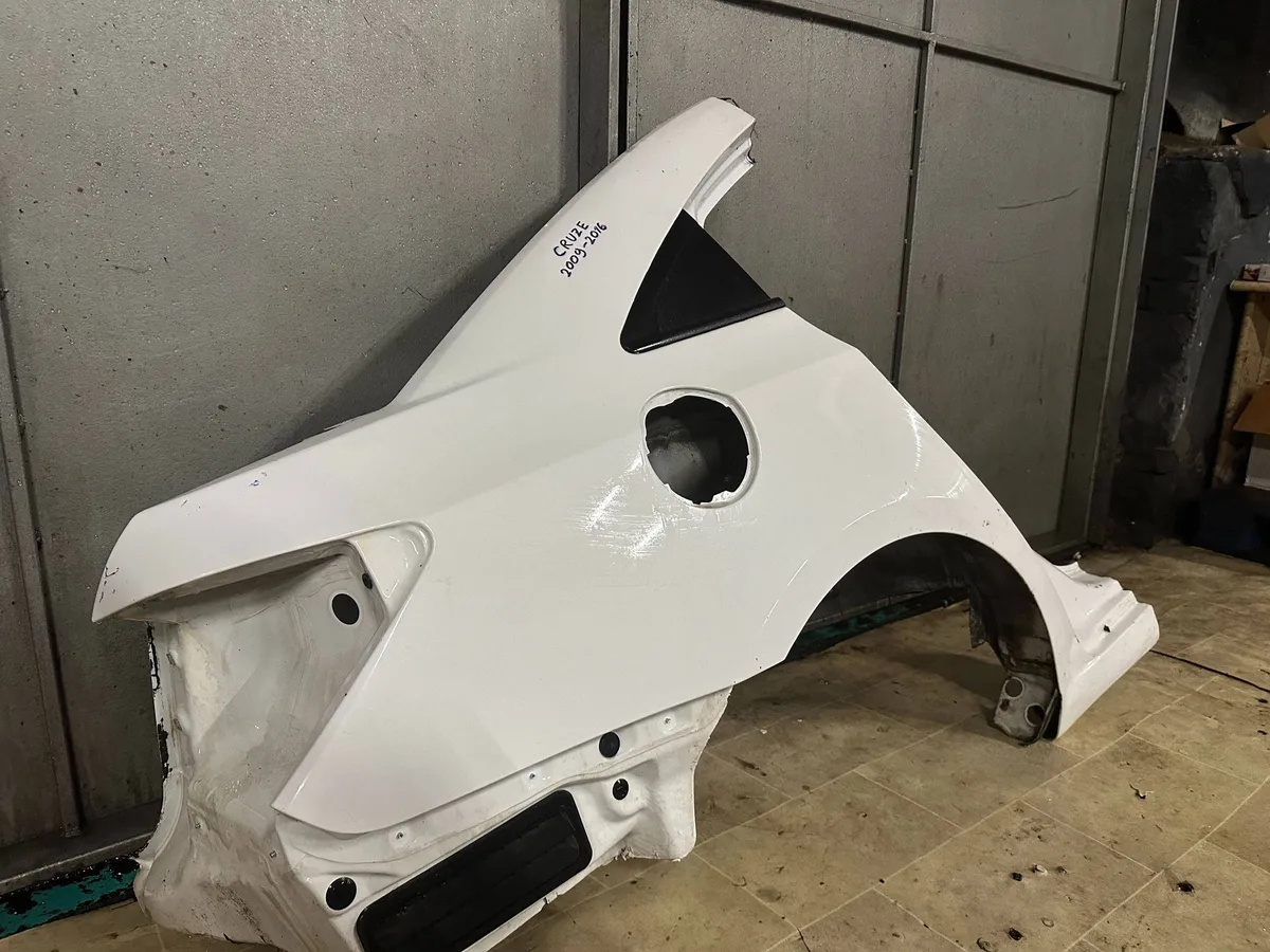 Aripa spate Chevrolet Cruze