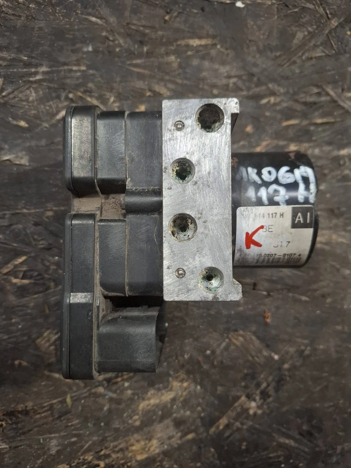 Pompa ABS Volkswagen Golf V 1K0614117H