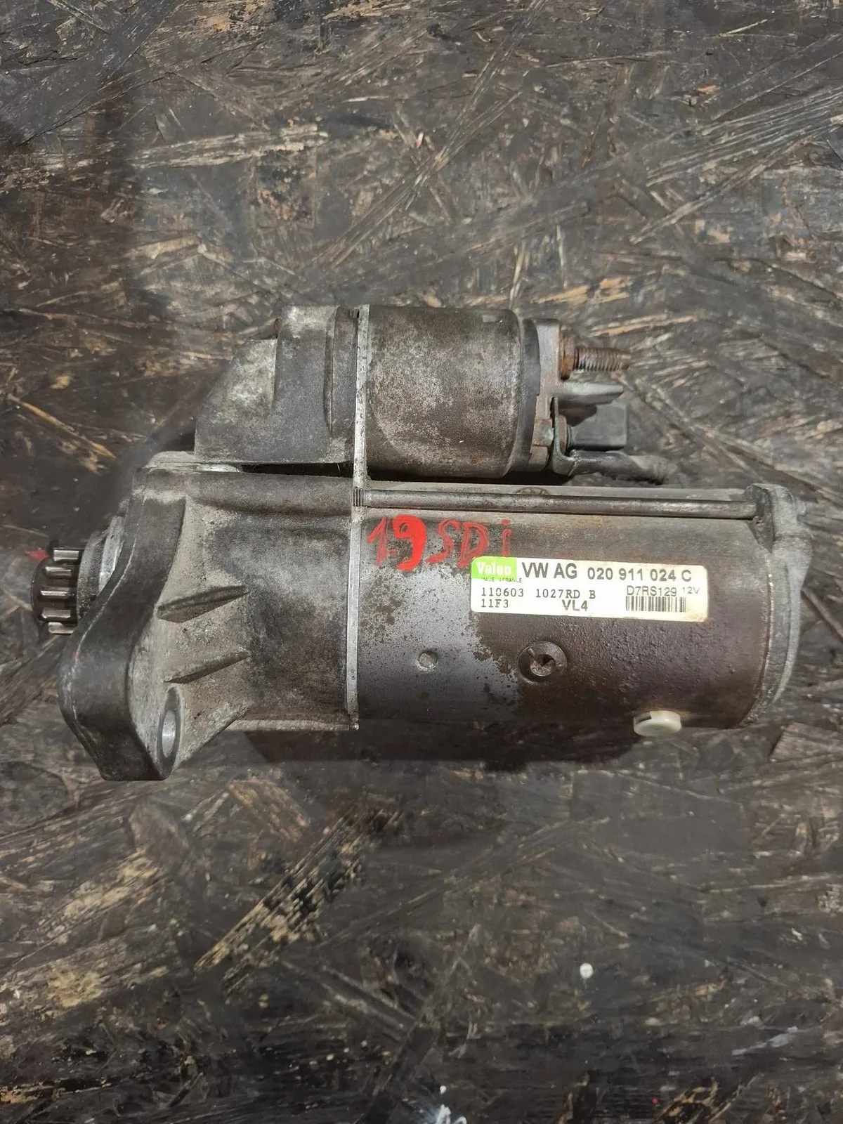 Electromotor Volkswagen Golf IV AGP 020911024C