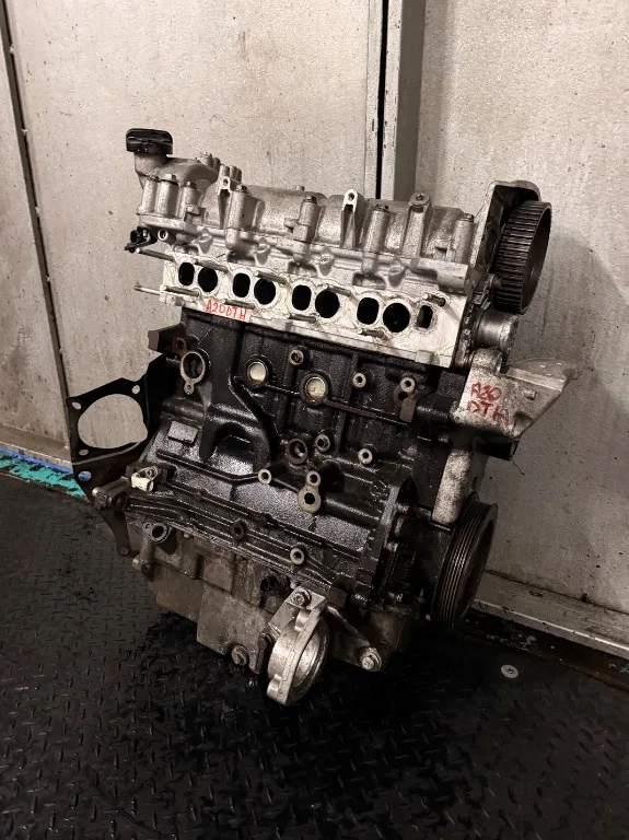 Motor complet fara anexe A20DTH Opel Insignia A - imagine 2