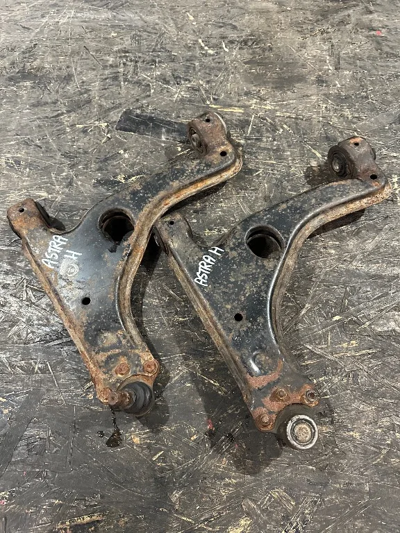 Brascula brat suspensie Opel Astra H - imagine 1