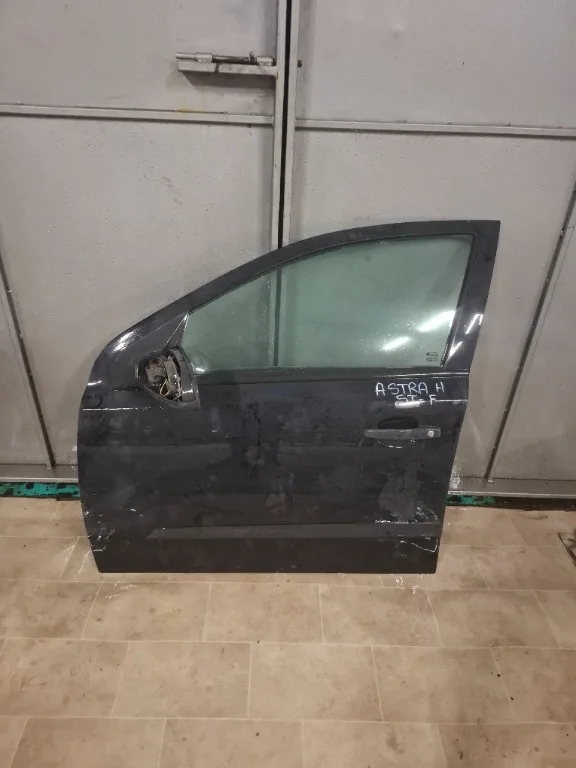 Usa stanga fata Opel Astra H - imagine 1