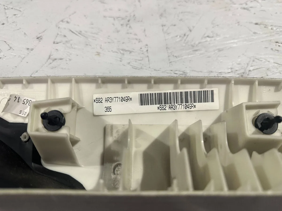 Tapiterie usa Volkswagen PASSAT CC 682AR3Y771049R