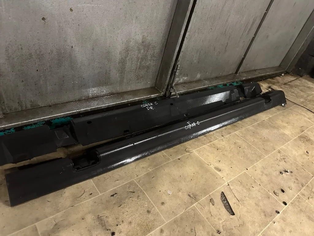 Prag stanga sau dreapta Opel Corsa C - imagine 2