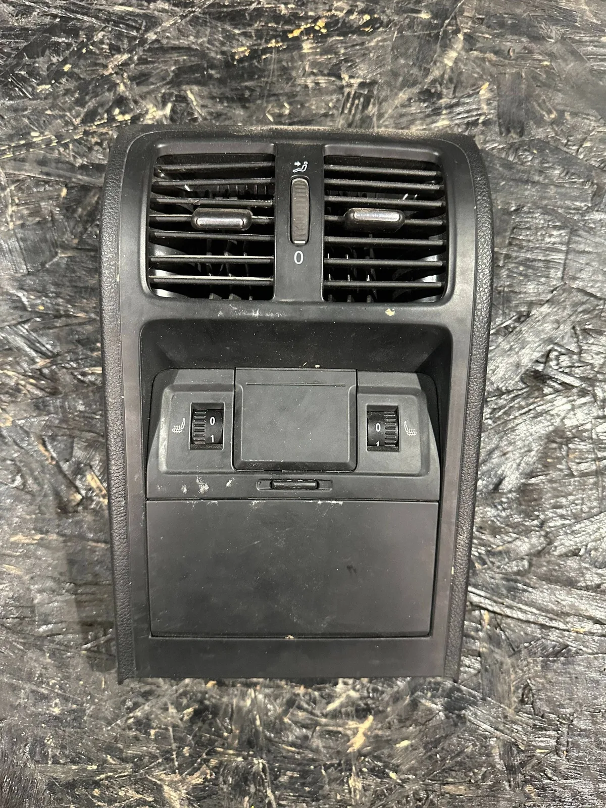 Grile aerisire bord Volkswagen PASSAT B6