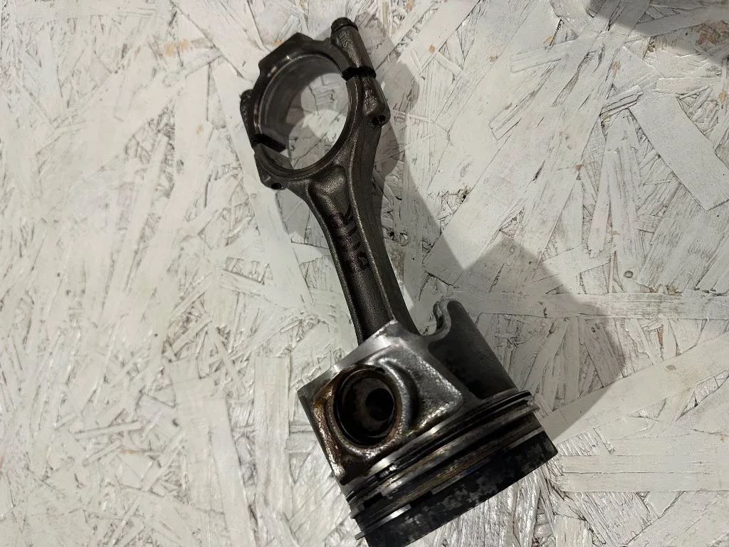 Piston 2.0 TDI BMR Volkswagen VW Passat B6, VW Golf 5 - imagine 1