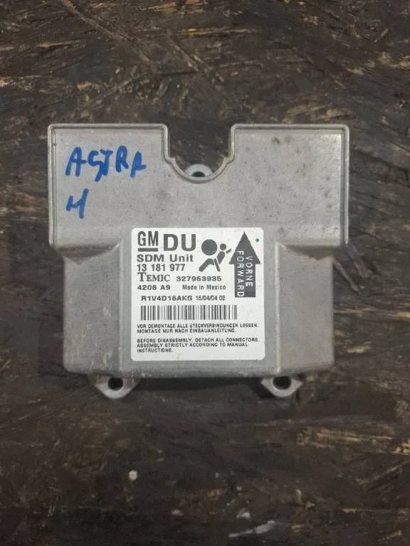 Calculator airbag Opel Insignia A 13181977