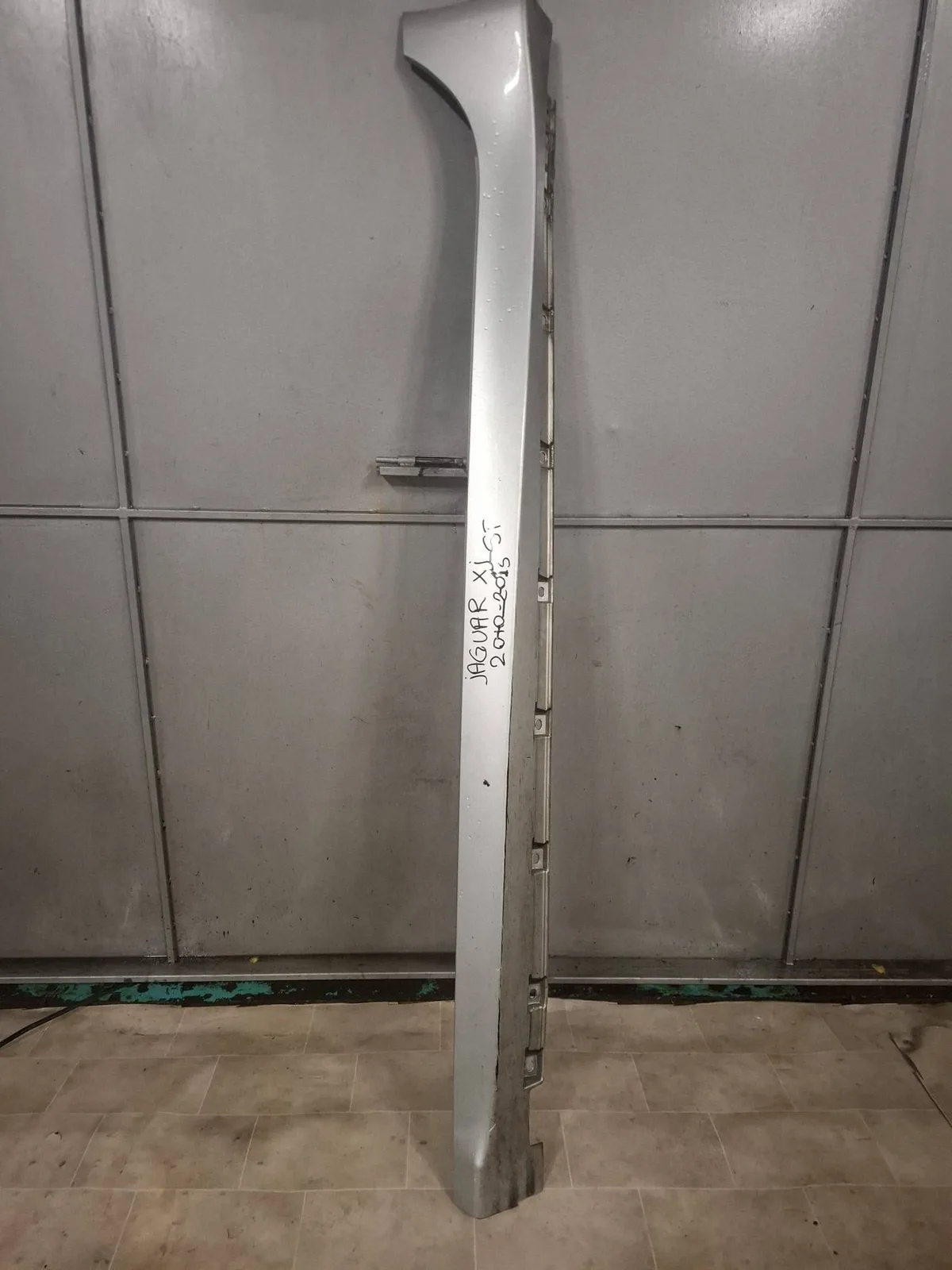 Prag Jaguar XJ X351