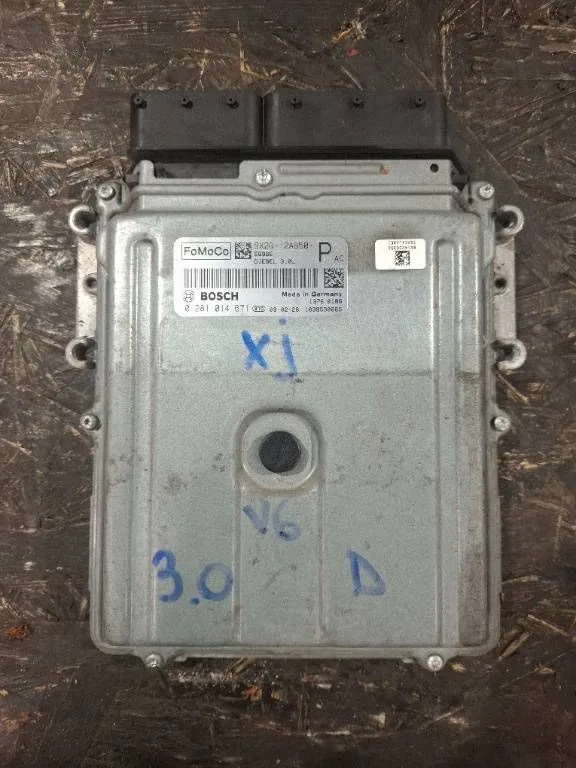 Calculator motor Jaguar XJ X351 306DT 9X2Q12A650