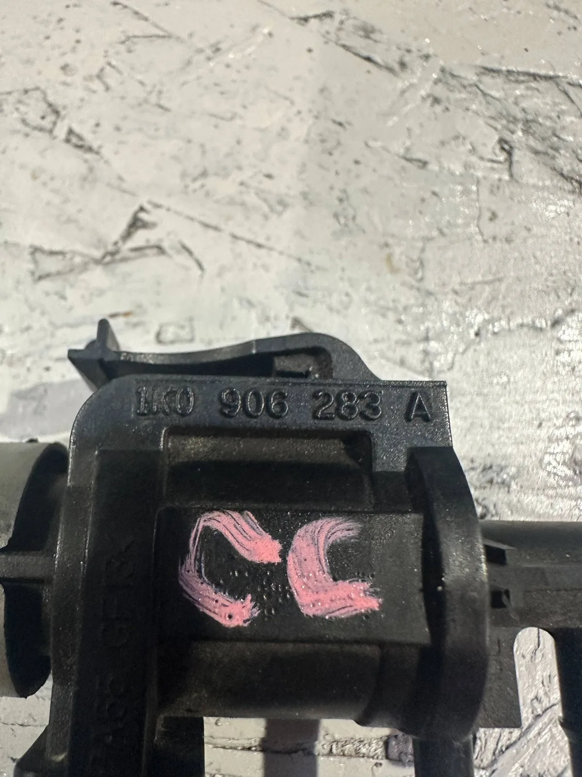 Supapa de control vacuum Volkswagen PASSAT CC 1K0906283A